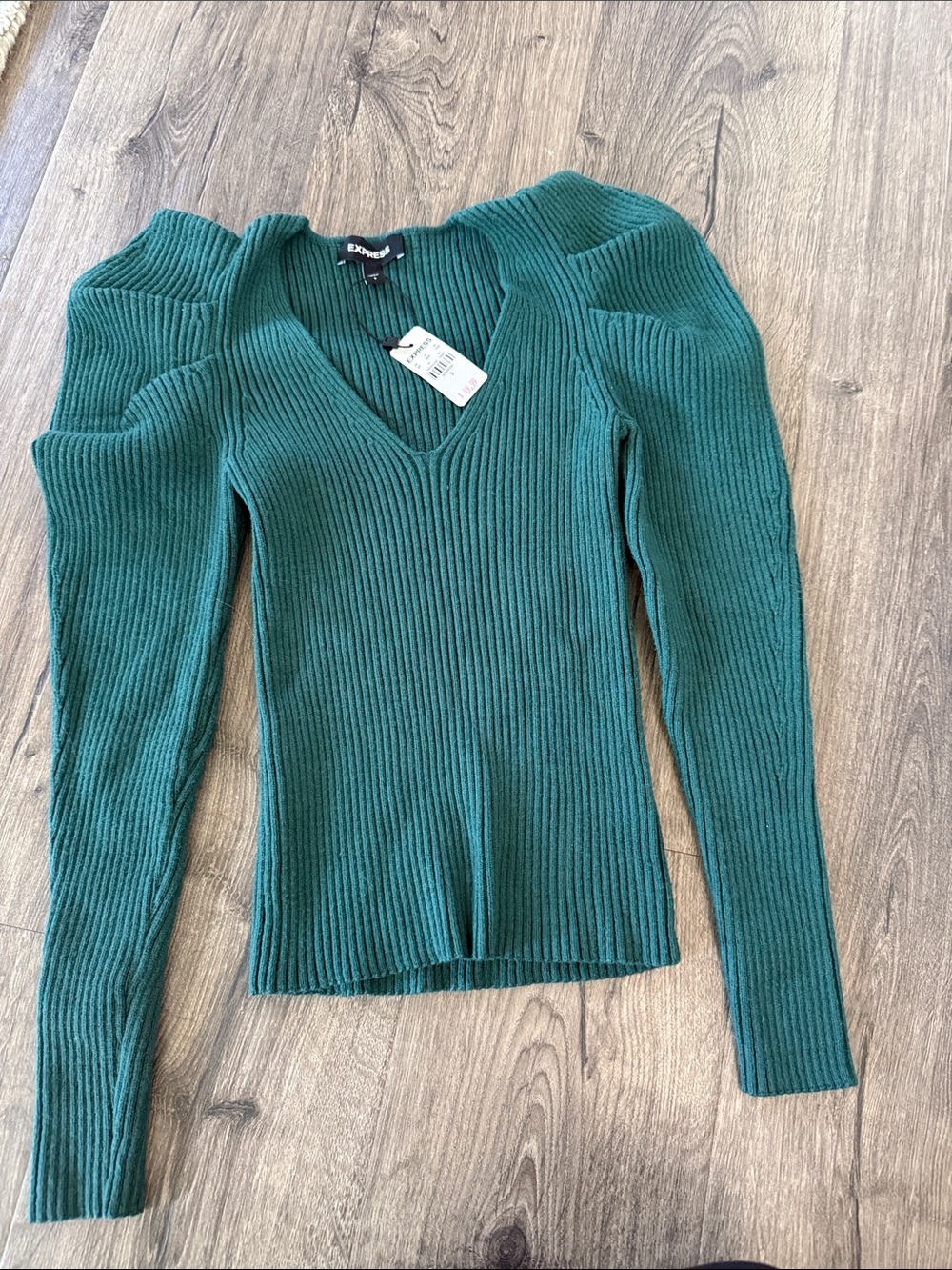 Express GREEN puffy sleeve v neck sweater Small
